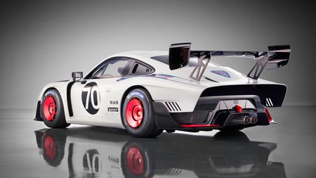 Porsche 935 moderno