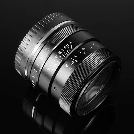 pergear 35mm f1.2