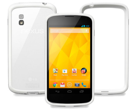 El Nexus 4 blanco ya a la venta en Estados Unidos a través de Google Play con bumper de regalo