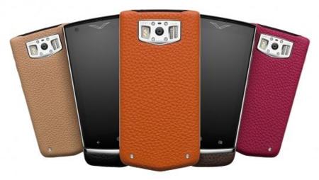Vertu muestra su nuevo teléfono de lujo, el Vertu Constellation, por 4900 euros