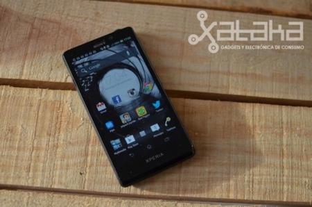 Sony Xperia T pasa por la mesa de análisis, también en vídeo