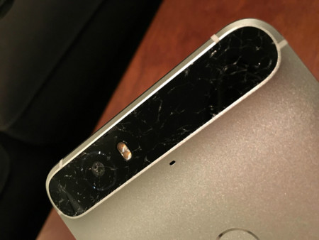 Más malas noticias para el Nexus 6P: varios usuarios reportan roturas del cristal trasero