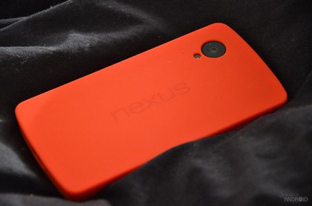 Un vistazo a fondo al bumper del Nexus 5