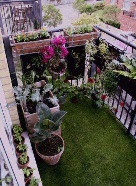 17 trucos para sacar partido a balcones pequeños mujertrend Balcón inspiraciones Pequeño