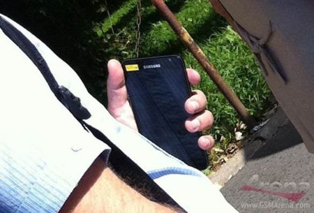 Samsung Galaxy ¿Note? se muestra en imágenes