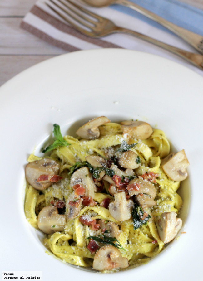 Tagliatelle Pesto Y Champis