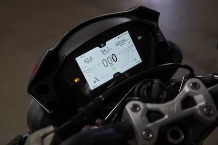 Triumph Street Triple Rs 2020 014