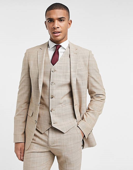 Traje de cuadros