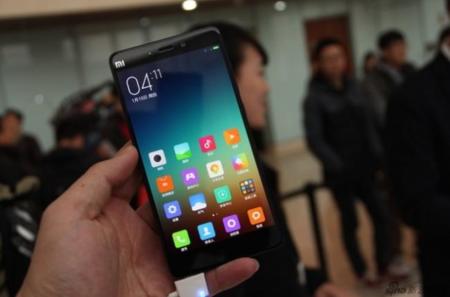 Xiaomi Mi Note y Mi Note Pro, al detalle en su primer vídeo "en mano" y en una extensa galería de imágenes