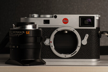 Leica M11
