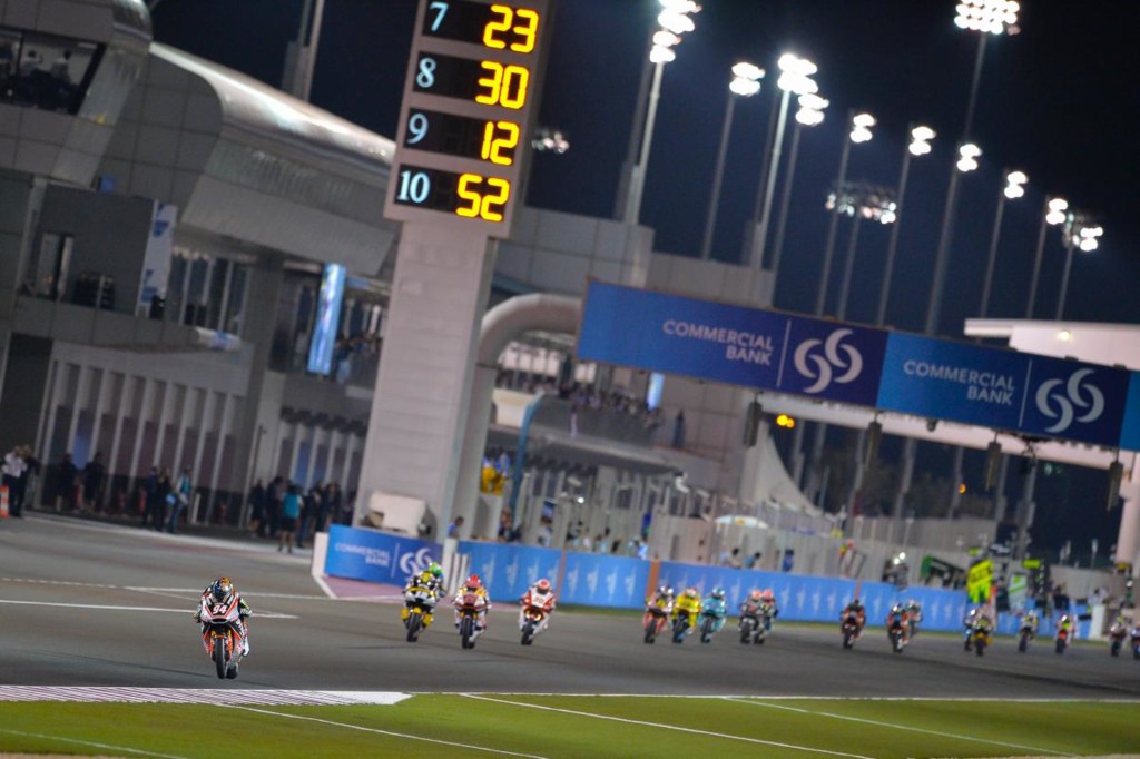 Moto2lg4 8302 0 Gallery Full Top Lg