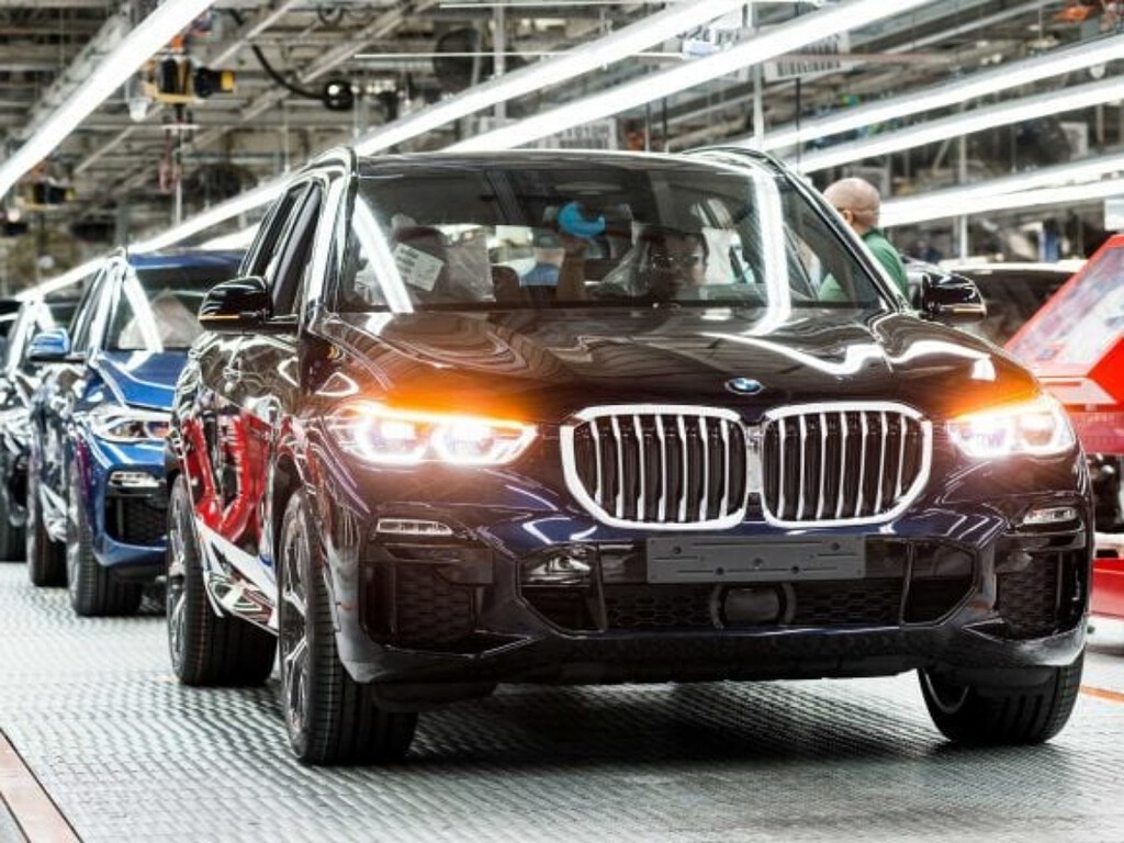 Elétrico ou a gasolina: e se o problema decorresse principalmente do formato dos carros?