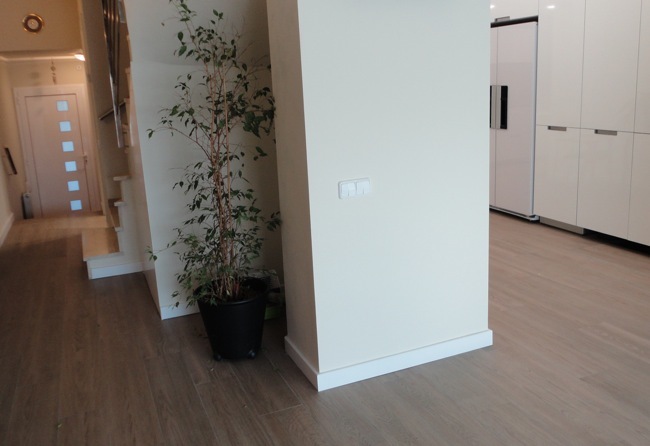 Antes y después: integrando el patio interior en la cocina