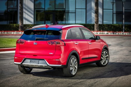 11187 2017 Niro 1