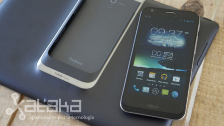 Se filtran los detalles del próximo híbrido entre móvil y tableta de ASUS: El Padfone S2