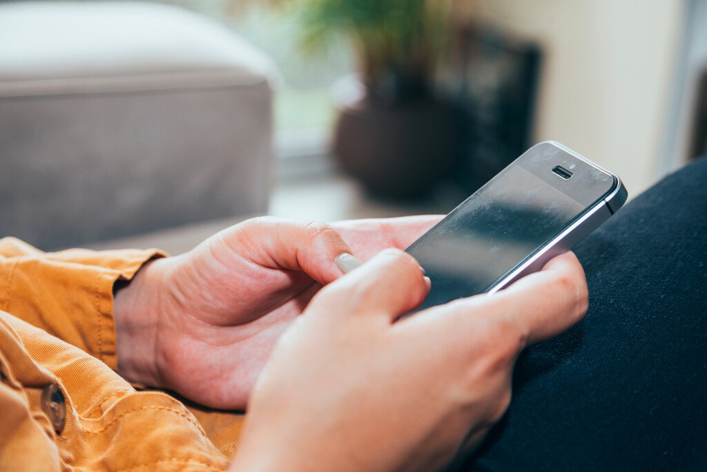 De acordo com Elon Musk, Bill Gates e Mark Zuckerberg, o fim dos smartphones está próximo