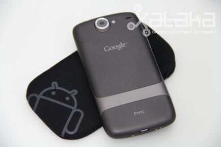 Dicen los rumores, que HTC podría estar preparando dos smartphones Nexus para 2016
