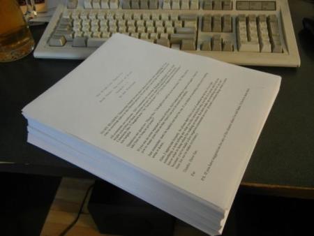 La imagen de la semana: Patrick Rothfuss nos enseña un manuscrito de The Doors of Stone para ganar unas Google Glass