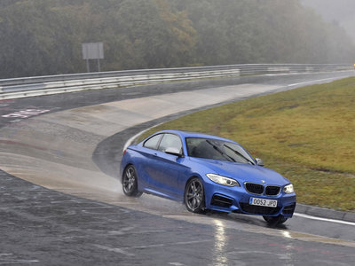 Nürburgring en BMW M: ven a conocer de cerca los peligros del Ring en mojado