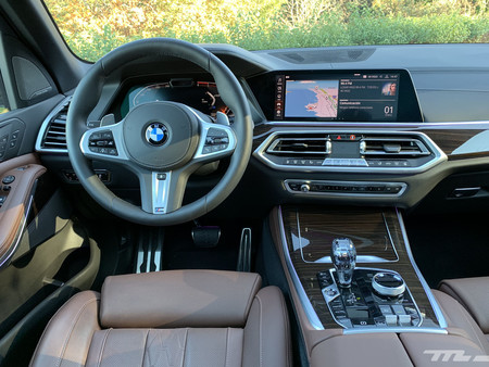 BMW X5 2019 interior
