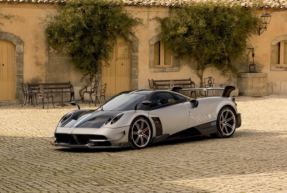 789 CV; 1.200 kg y fibra de carbono por doquier. Así es el Pagani Huayra BC