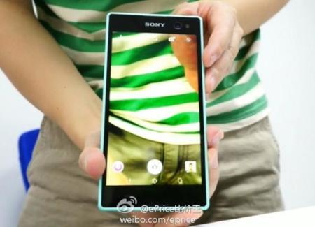Xperia C3, el móvil con flash delantero para los amantes de los selfies