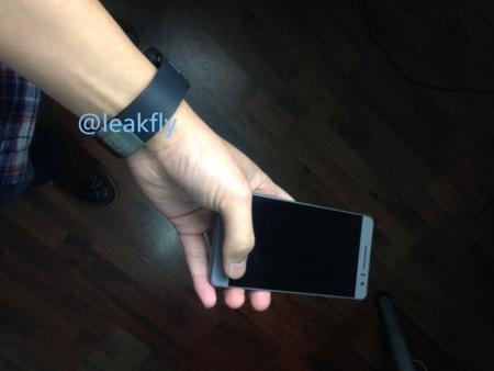 Huawei Mate 7 Compact se enseña por primera vez en imágenes filtradas