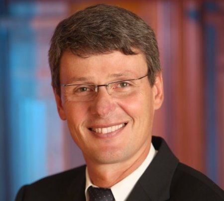 Todos los Android son iguales, según el nuevo CEO de RIM