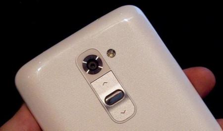 Usos de los botones traseros de LG G2