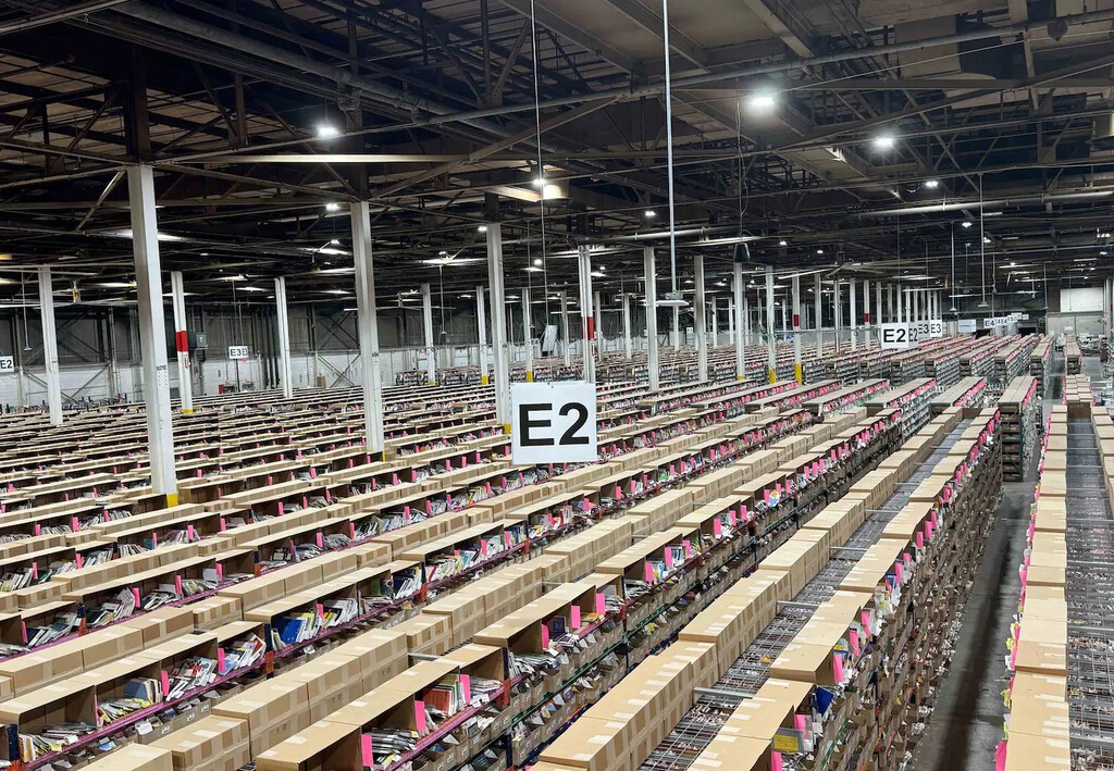 A imagem que resume uma era: milhões de livros num armazém aguardando destruição após treinamento de IA