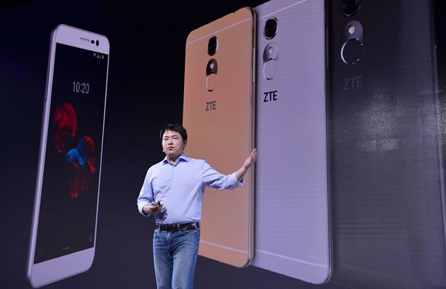 Zte A910 2
