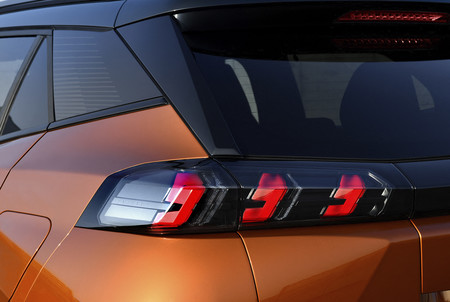 Peugeot 2008 2020 4