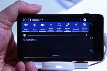 Toma de contacto con la Samsung Galaxy Camera, la compacta con Android 4.1 (Jelly Bean)