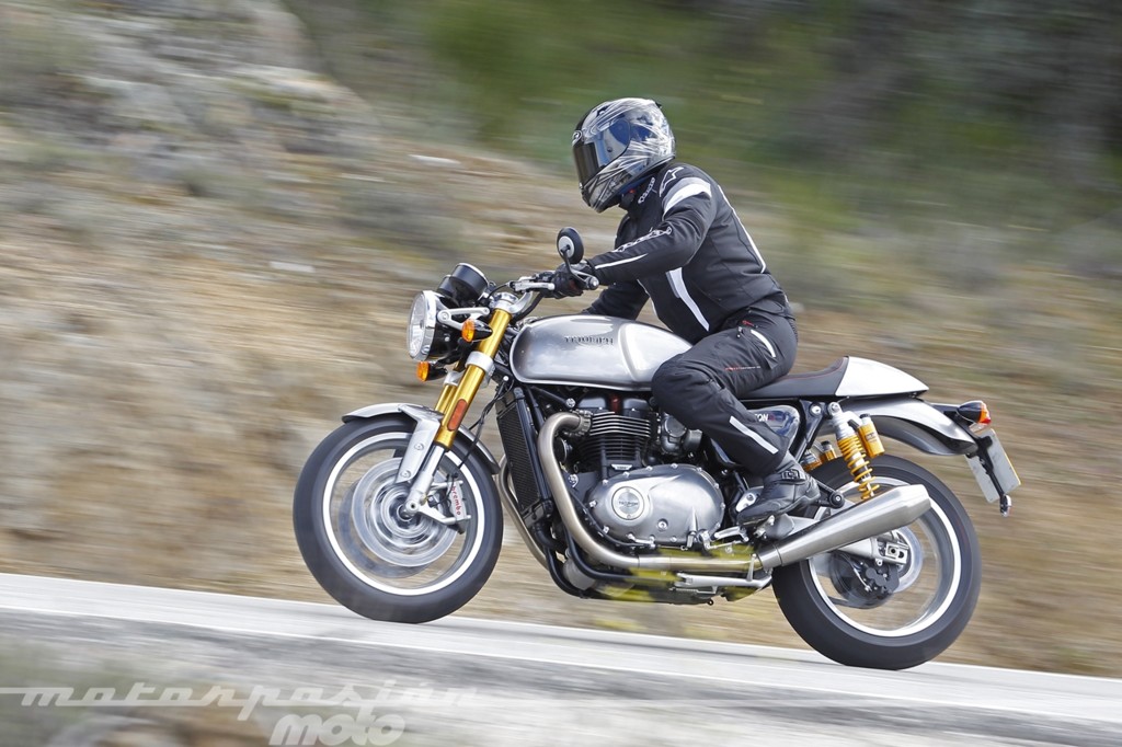 Triumph Thruxton 6