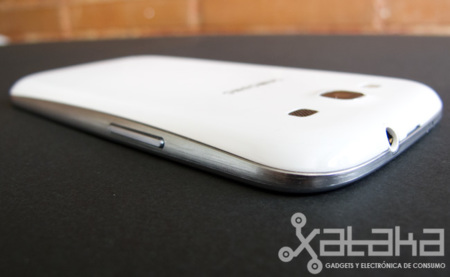 Samsung está investigando el problema en las carcasas del Galaxy SIII Marble White