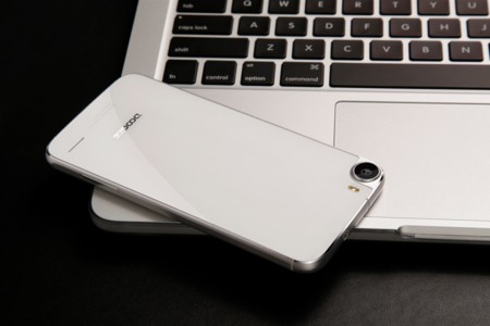Doogee F3 Pro se deja ver en vídeo: carcasa de bambú, precio asequible y buen hardware