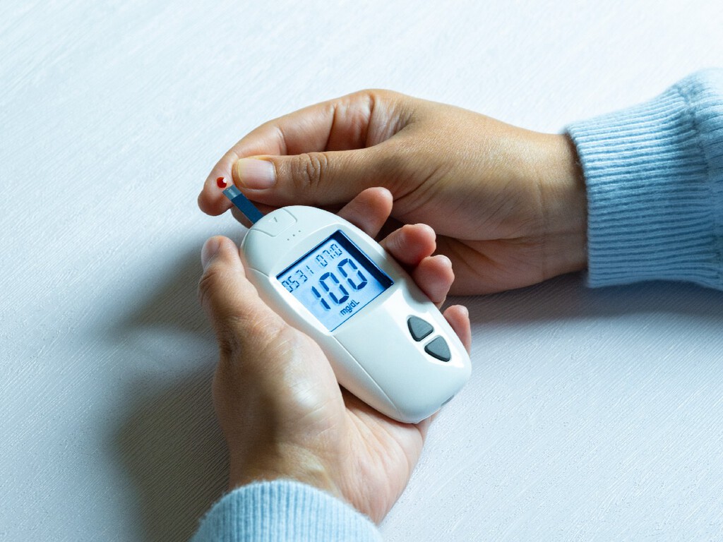 Achávamos que a alimentação ditava as regras do diabetes, até a ciência descobrir o escudo invisível de quem vive em altas altitudes