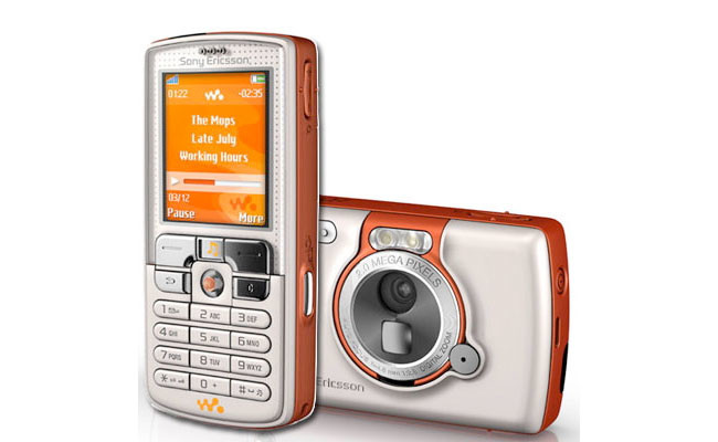 Ericsson W800
