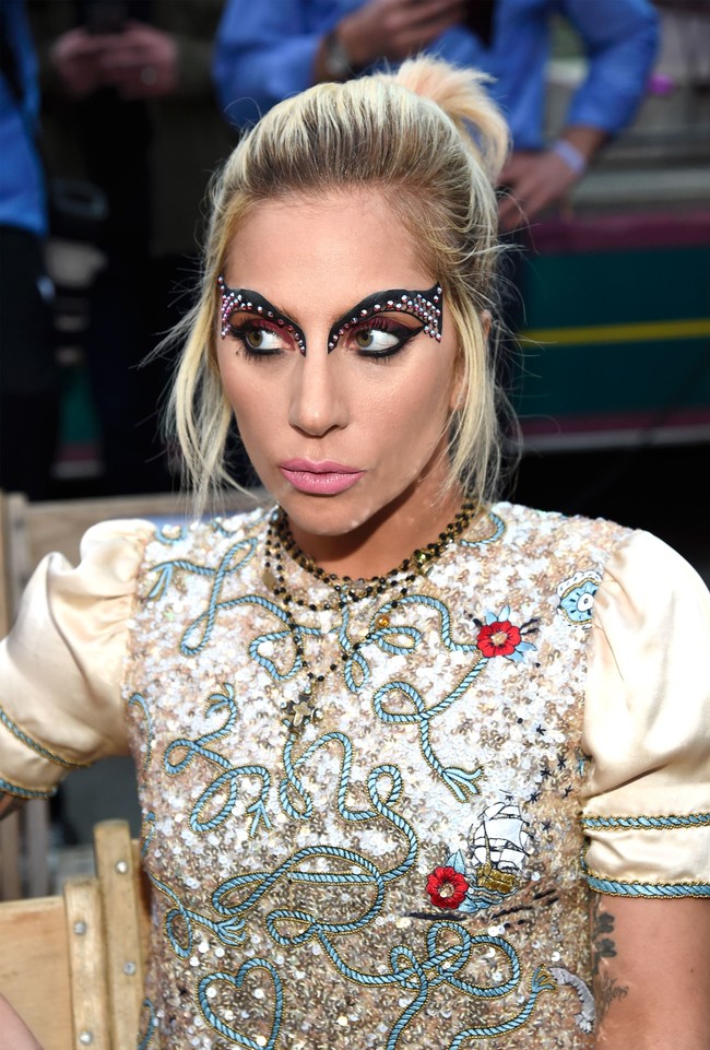Webinstance Lady Gaga 02