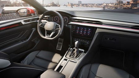 Volkswagen Arteon 2021 24