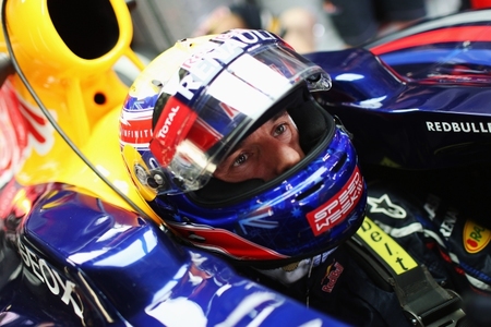 Mark Webber sancionado tras sustituir la caja de cambios