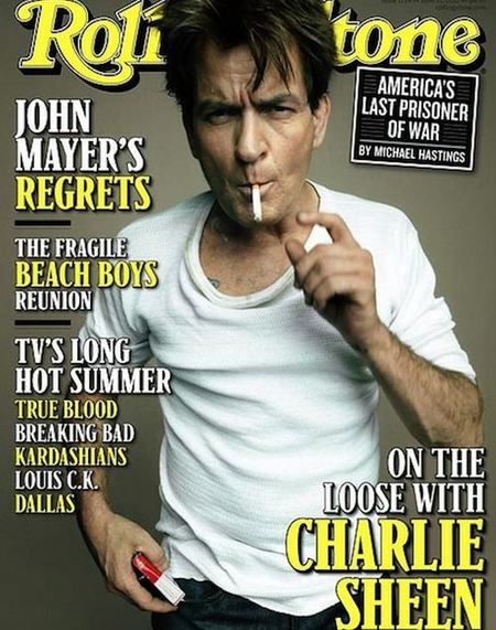 Charlie Sheen le sigue dando al alpiste que da gusto