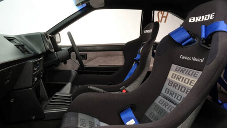 Toyota Ae86 V H2 interior