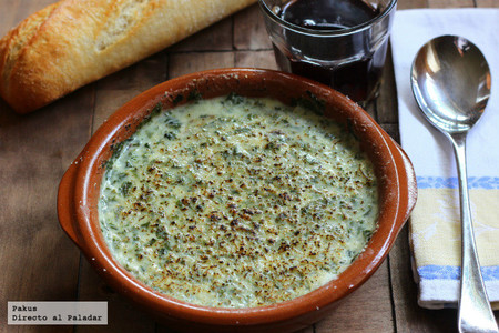 Crema de espinacas y roquefort con bechamel. Receta