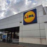 Lidl tiene una guirnalda de bombillas LED con altavoz por Bluetooth ideal para decorar tu casa estas navidades y por menos de 25 euros