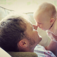 Día del Padre: 11 regalos para papás primerizos que le harán mucha ilusión 