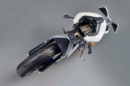 Yamaha Motoroid 2017 3