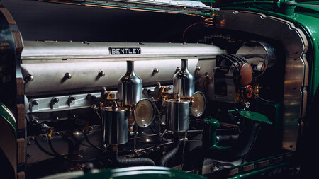 Bentley Speedsix Continuation Series 16