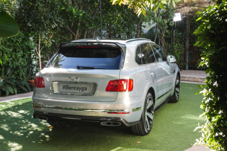 Bentley Debuts Bentayga First Edition 1
