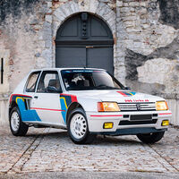 Este Peugeot 205 Turbo 16 sale a subasta: un unicornio con ADN de rally que podría superar los 400.000 euros